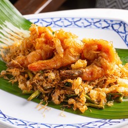 ผัดหมี่กระเฉดกุ้ง
