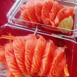 แซลม่อนซาซิมิ (ชุดเล็ก)