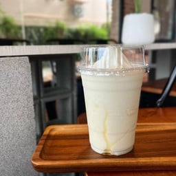 นมสดน้ำผึ้งปั่น  Frappe Fresh Milk with Honey