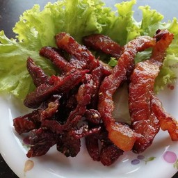 เนื้อเเดดเดียวทอด