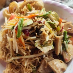 ตำปูปลาร้ามาม่าหมูยอ