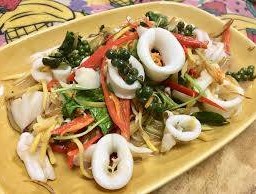 ผัดฉ่าหมึก