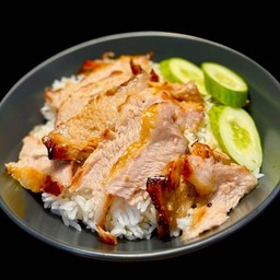 คอหมูย่าง(กับข้าว) จานใหญ่ (L)