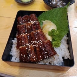 ม่อนม่อนมั้ย - ผัดไท-อาหารตามสั่ง