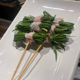 สามชั้นพันกุยช่าย