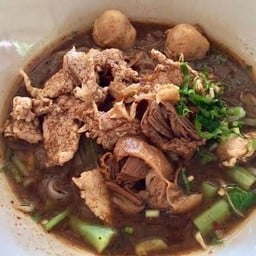 เส้นเล็ก น้ำตก