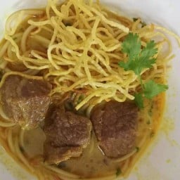 แซนวิช & ลูกชิ้นปิ้ง แซนวิชแฟนสด ลูกชิ้นปิ้ง ปากแควอาหารทานเล่น