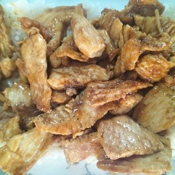 Pork Pieces, Fried Garlic Topped With Rice