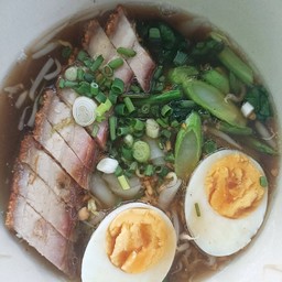 ก๋วยจั๊บหมูการอบ