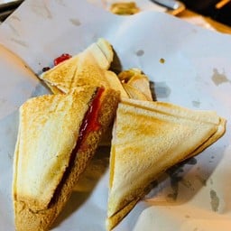 แซนวิชปิ้ง เนย-สตอเบอรี่