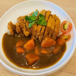 F.ข้าวแกงกะหรี่ หมูทอดทงคัตสึ