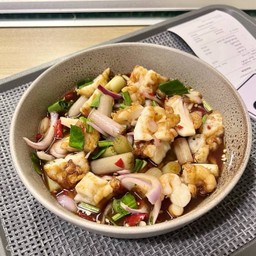 ยำไข่หมึกทอด Squid Egg Spicy Salad