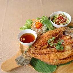 ปลากระพงทอดน้ําปลา