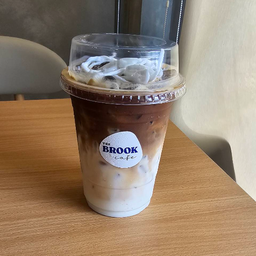 ลาเต้ มะพร้าว เย็น