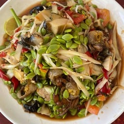 ค่าเฟ่ ส้มตำ ตลาดโพธิสาร