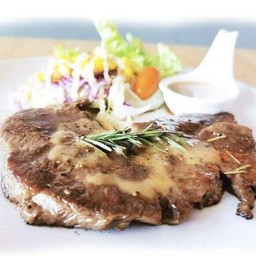สเต็กเนื้อ
