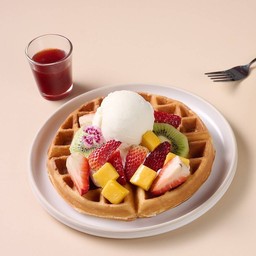 วาฟเฟิลผลไม้รวม