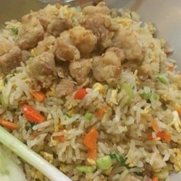 ข้าวผัดหมูชิ้น