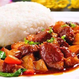 ข้าวหมูตุ๋น卤肉饭