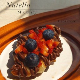 นูเทลล่า มิกซ์เบอร์รี่ ครอฟเฟิล