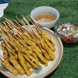 หมูสะเต๊ะ บ้านเอื้ออาทร สาขาบ้านเอื้ออาทรชัยนา เขาท่าพระ