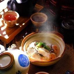 ข้าวต้มรวมมิตรทะเล