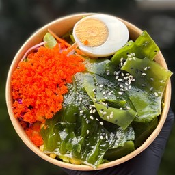 สลัดวากาเมะไข่กุ้ง