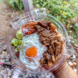 ข้าวหมูย่าง + ไข่ดาว
