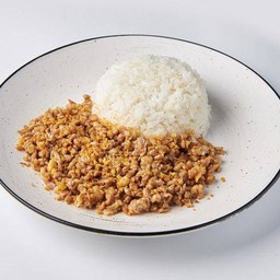 P3 กระเทียม หมูสับ