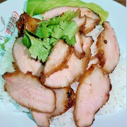 ข้าวหน้าคอหมูย่าง