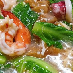 ป้าพรแกงป่า..กะทะร้อน(ตลาดวรกิจ) ตลาดบึงวรกิจ