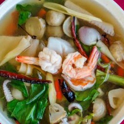 โป๊ะแตกรวมมิตร (ใหญ่)