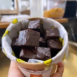 บราวนี่คิวบ์