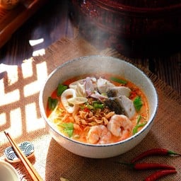 ต้มยำรวมมิตรทะเล