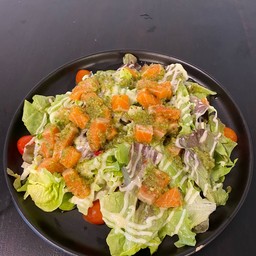 แซลมอนสลัด