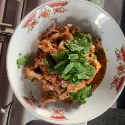 ครัวหมูฟ้า