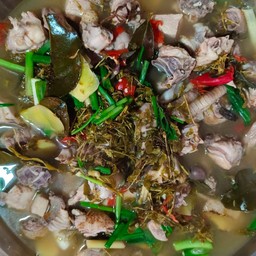 ต้มยำไก่บ้านใส่ใบมะขามอ่อน