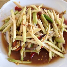 ตำมะม่วงปลากรอบ