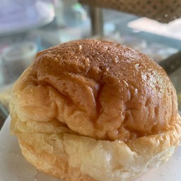 ขนมปังสุขใจ