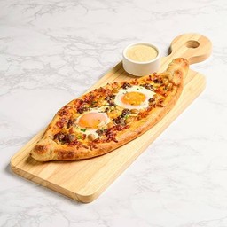 Beef and Egg Pide