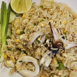 ข้าวผัดปลาหมึก (เล็ก)