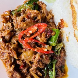 ผัดพริกแกงเอ็นเป็ด(กับข้าว)