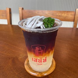 อเมริกาโน่น้ำมะพร้าวบ้านเเพ้ว100%