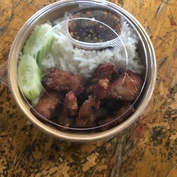 ข้าวหมูทอด3ชั้นครบรส