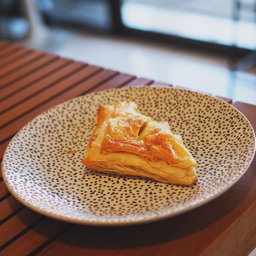 พายไส้กะหรี่ไก่