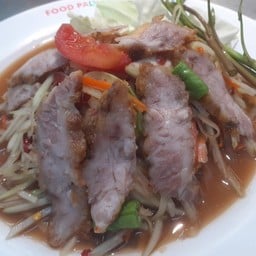 ขนมจีนแม่บุญเกิด(บ้านรักผัก)
