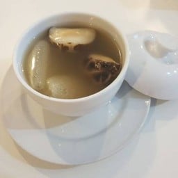 ซุปเยื่อไผ่ตุ๋นเห็ดหอม (S)