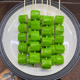 จ๊อไก่หยก