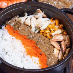 ชุดข้าวผัดมันปู