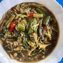 แกงเปรอะหน่อไม้